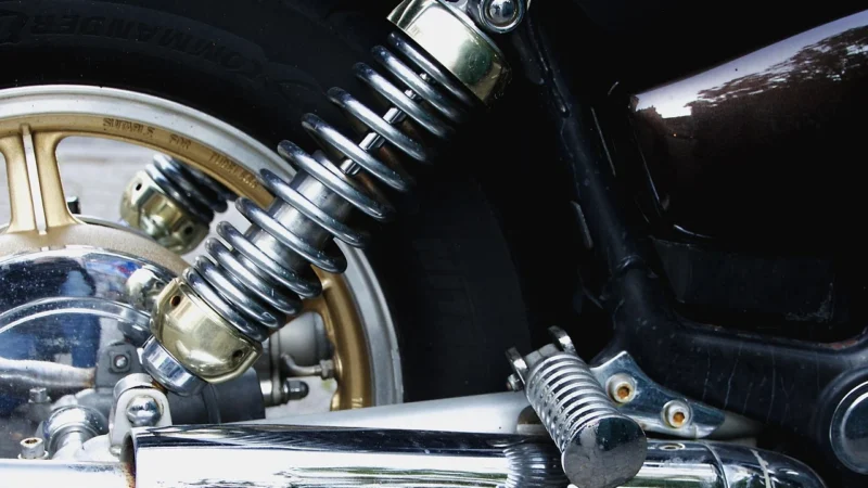Fahrwerkstechnik: Die Rolle von adaptiven Dämpfersystemen