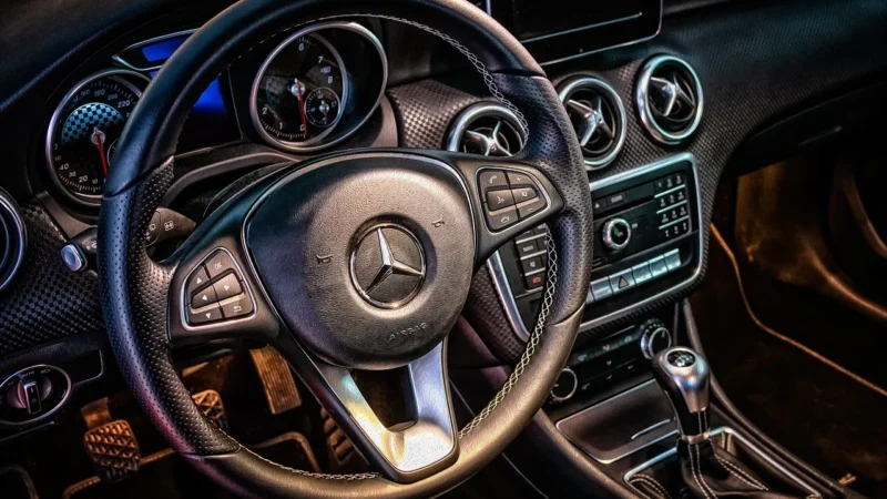 Moderne Sicherheitssysteme in der Fahrzeugtechnik